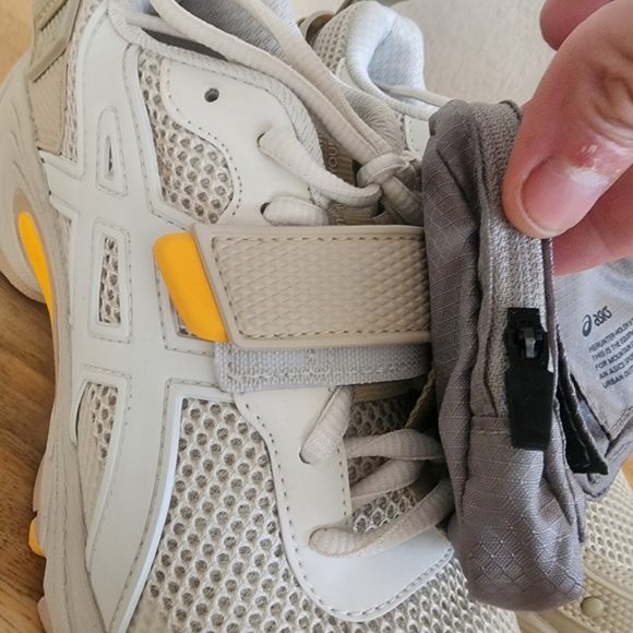 Asics Womens Gel Kahana TR V3 Trail Running Shoes Low Top Beige Yellow Size 5.5 - Picture 10 of 14